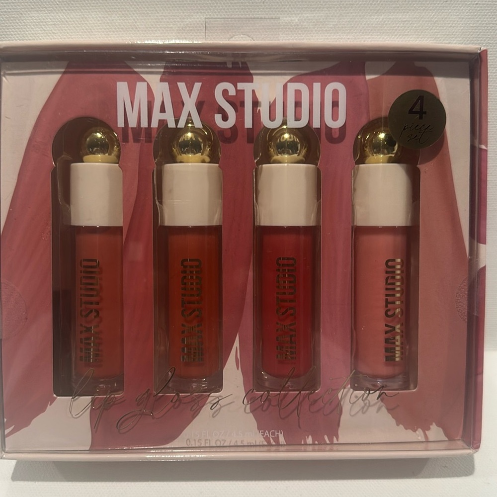 MAX STUDIO 4 Pieces Lip Gloss Collection with Long Lasting High Shine.